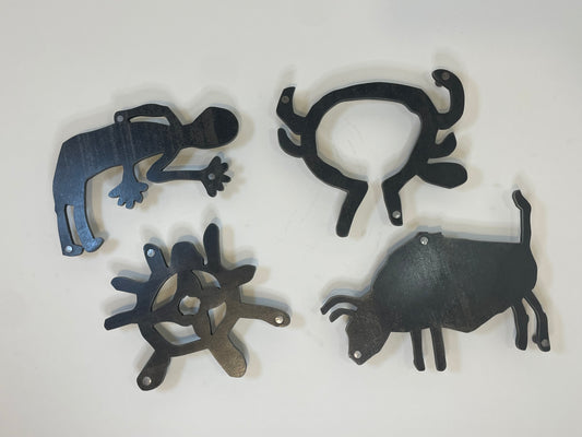Hand-Forged Carbon Steel Trivet